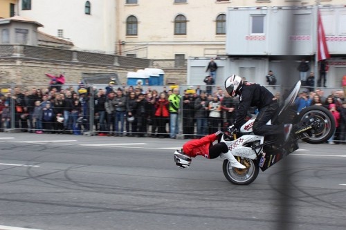 Moto sezonas atklasana 2015 stuntfighters Janis Rozitis.jpg