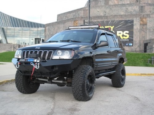 grand cherokee.jpg